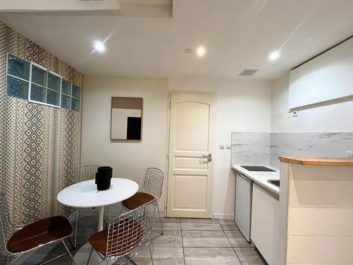 Appartement Suite Elton Villeurbanne Frankrijk